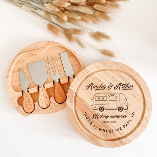 Personalised Laser Engraved Campervan Cheeseboard / Motorhome Gift with Names / His Hers Accessories Camping / Retro Caravan Christmas Gift