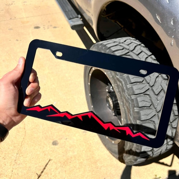 Mountain License Plate Frame Cover (single plate)